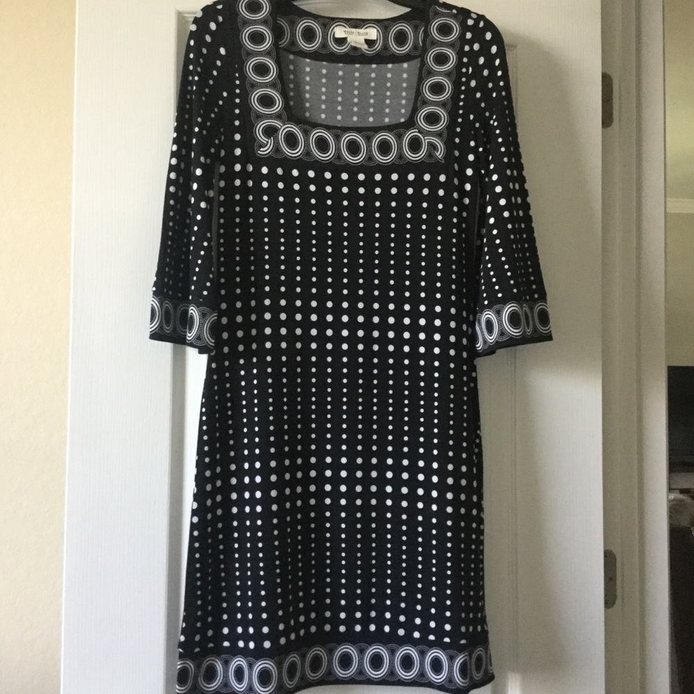 BMWH sheath dress.